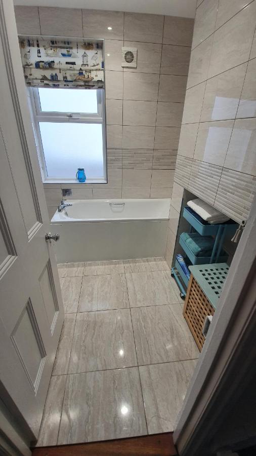 Quay View Apartment Weymouth Bagian luar foto
